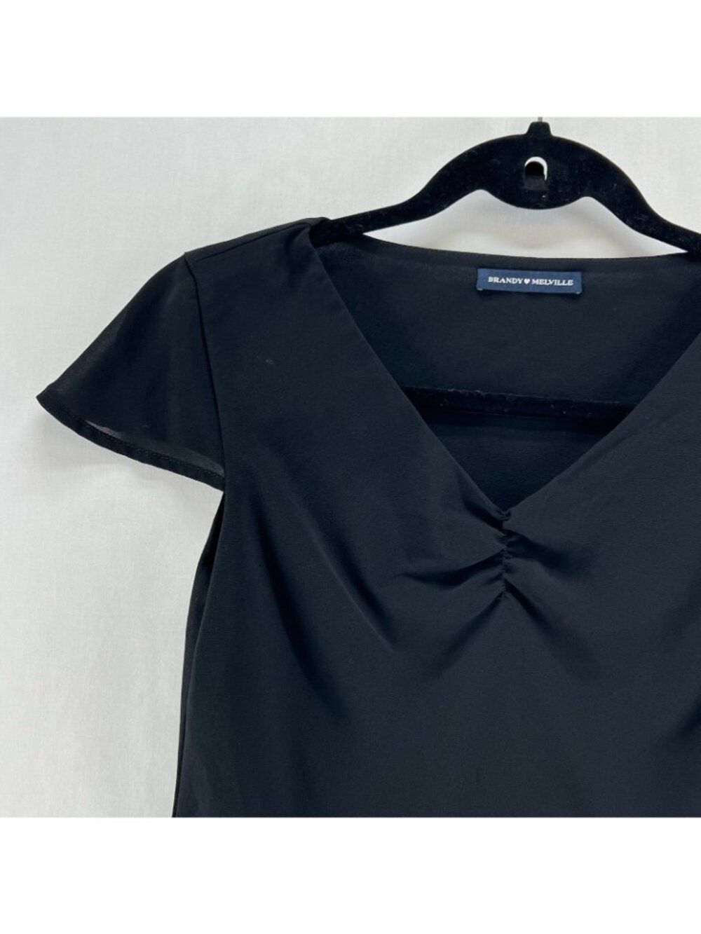 Brandy Melville Mesh Ruched V-Neck Top Womens One Size Cap Sleeve Pullover Black - Picture 7 of 9